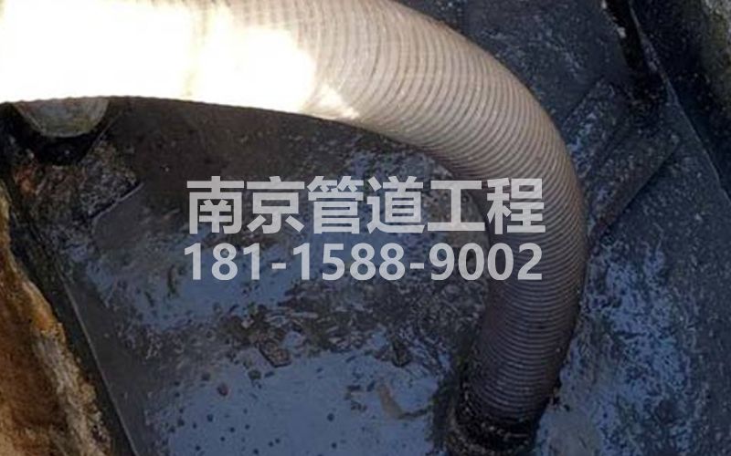 213大棚村抽粪